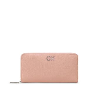 portfel marki calvin klein model k60k610242 kolor różowy. akcesoria damskie. sezon: wiosna/lato