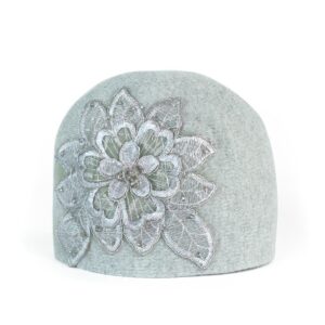 czapka haftowana zima
