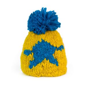 czapka, pompon i gwiazda na zimę