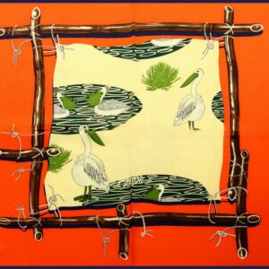 beżowa apaszka z czystego jedwabiu 100% chusta damska z pelikanami 70 x 70 cm - marco mazzini beżowa