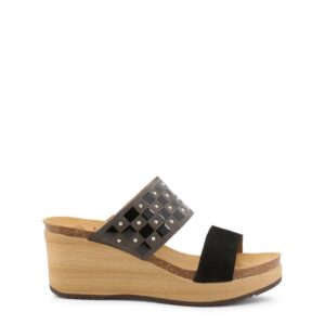 kliny marki scholl model moira-f27965 kolor czarny. obuwie damskie. sezon: wiosna/lato