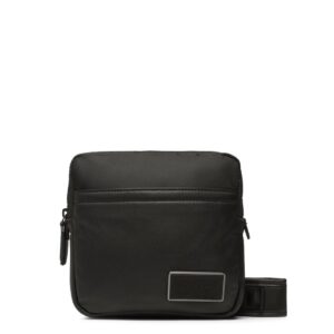torby na ramię marki calvin klein model k50k510286 kolor czarny. torby męskie. sezon: wiosna/lato