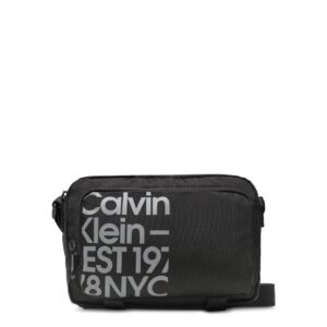 torby na ramię marki calvin klein model k50k510382 kolor czarny. torby męskie. sezon: wiosna/lato