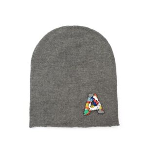 czapka kolorowy alfabet