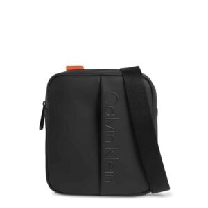 torby na ramię marki calvin klein model k50k509560 kolor czarny. torby męskie. sezon: jesień/zima