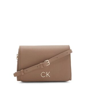 torby na ramię marki calvin klein model k60k610455 kolor brązowy. torby damskie. sezon: wiosna/lato