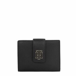 portfel marki tommy hilfiger model aw0aw13628 kolor czarny. akcesoria damskie. sezon: jesień/zima